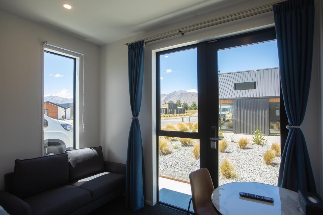 Luminous Tekapo Hotel Lake Tekapo Exterior photo