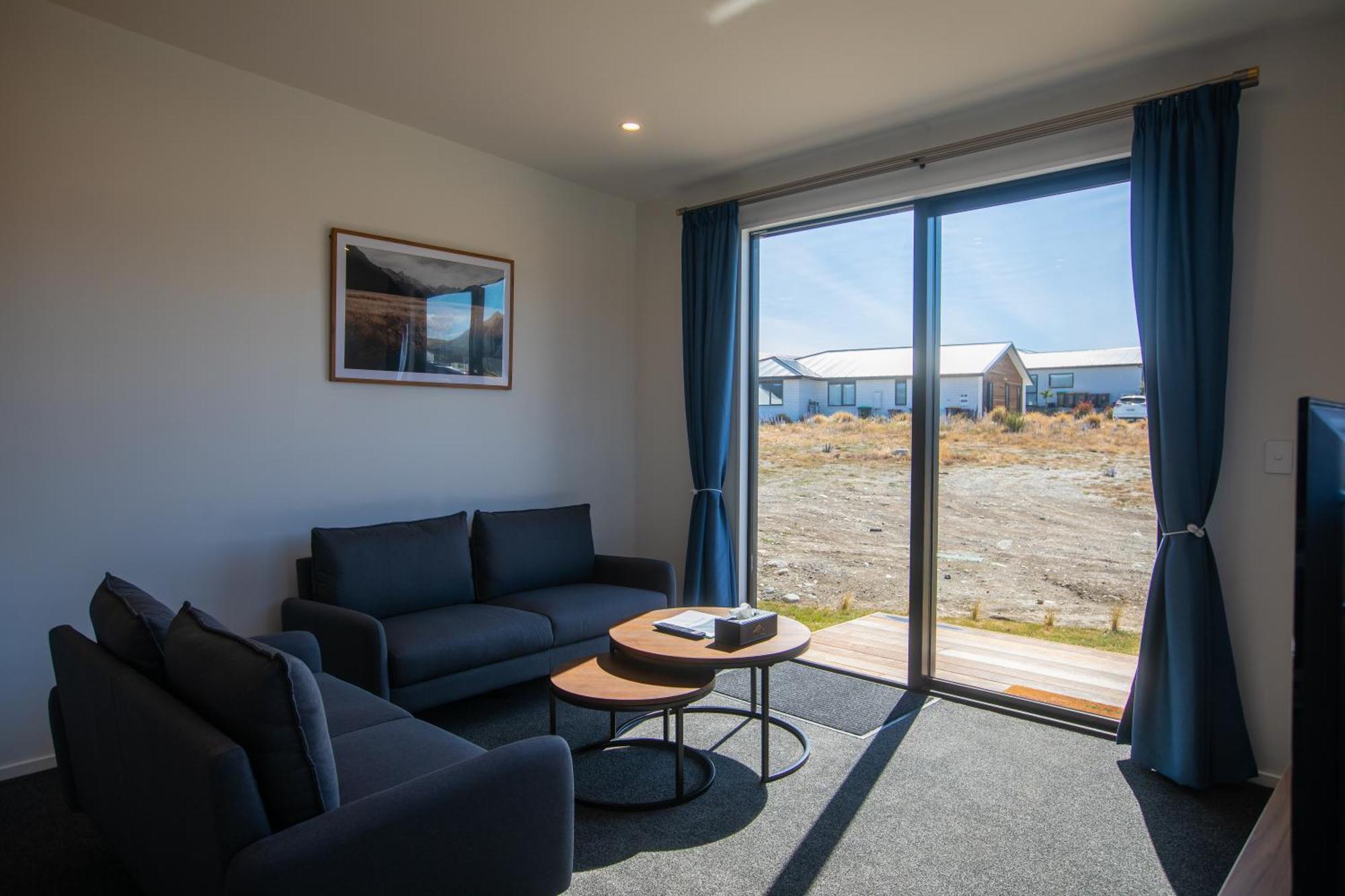 Luminous Tekapo Hotel Lake Tekapo Exterior photo